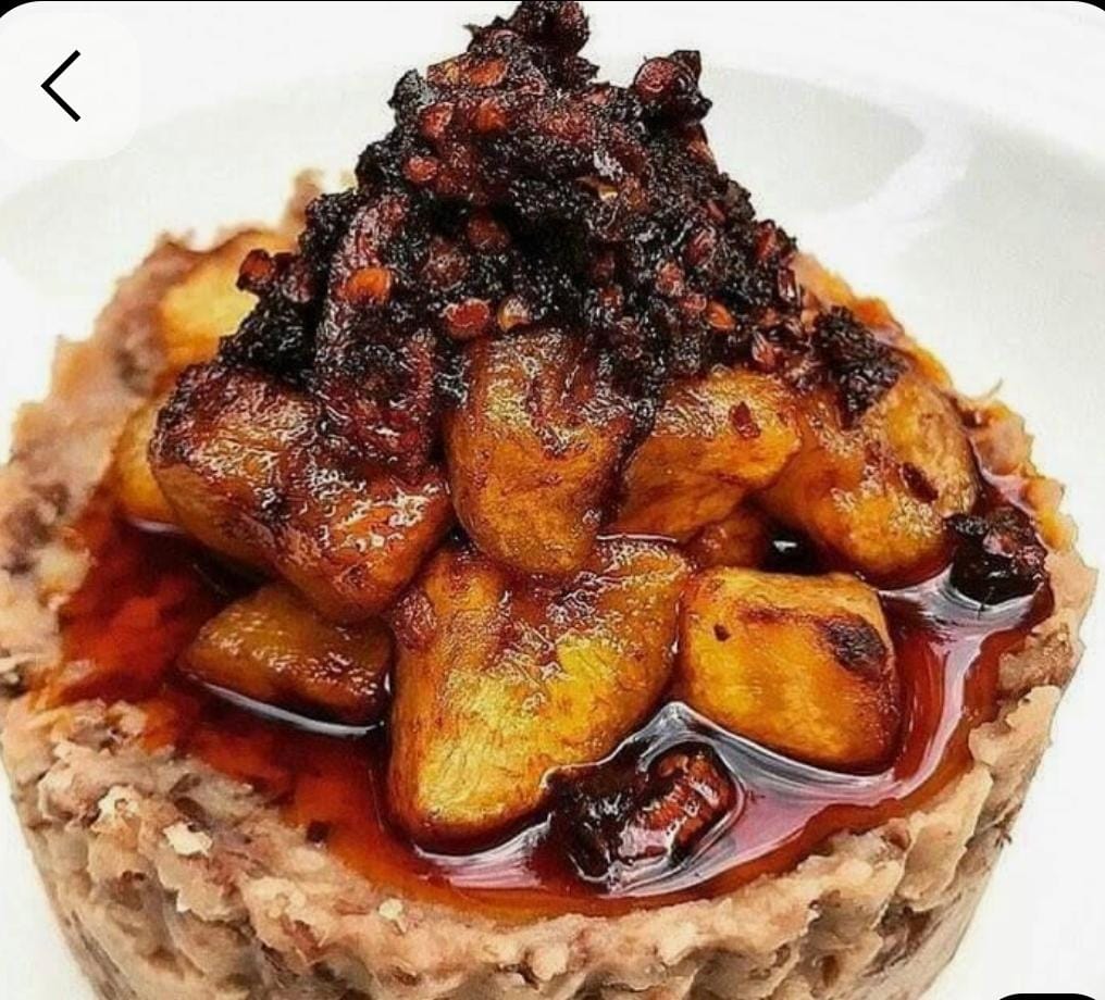 EWA AGOYIN WITH FISH SAUCE