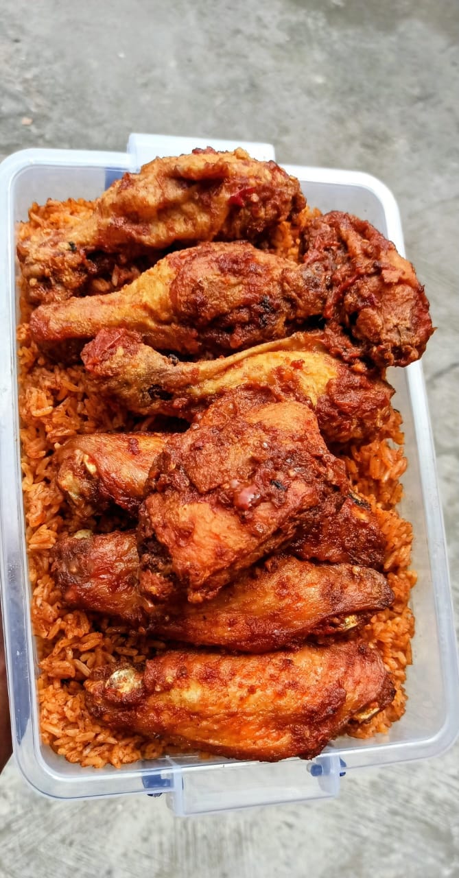 SMOKEY JOLLOF RICE